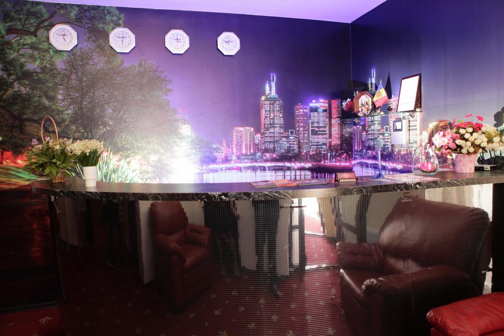 Imperial Hotel Kišiněv Restaurace fotografie